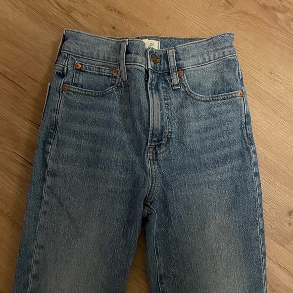 Madewell Mid-Rise Perfect Vintage Jean in Enmore Wash - Size 24 - Picture 4 of 7